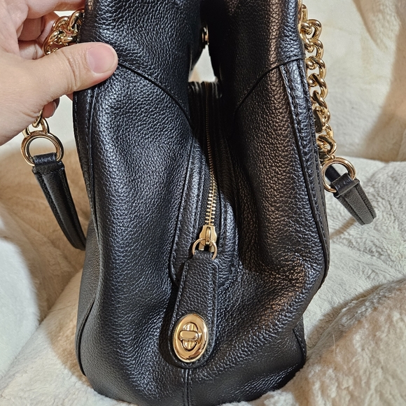 Coach leather black shoulder bag - Picture 6 of 9